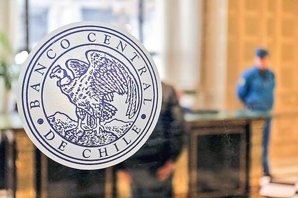 Banco Central activa por primera vez requerimientos de capital adicionales a la banca ante “deterioro de condiciones financieras”
