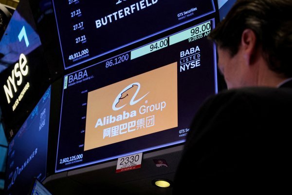 Acciones globales suben mientras la tecnología de China suma al mejor estado de ánimo