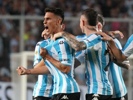  Corinthians, a la carga por la figura de Racing
 