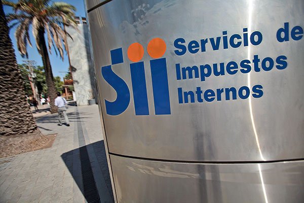 SII: foco en grandes contribuyentes empuja aumento de 30% en la recaudación de impuestos en 2022