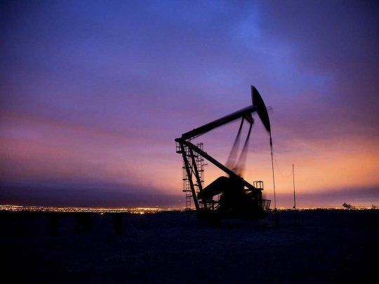  El petróleo cayó en mayo más del 11%: cuáles son las causas detrás
 