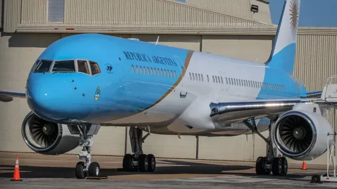  Presidencia abrió expediente contra los pilotos del avión oficial que realizaron una arriesgada maniobra 
 