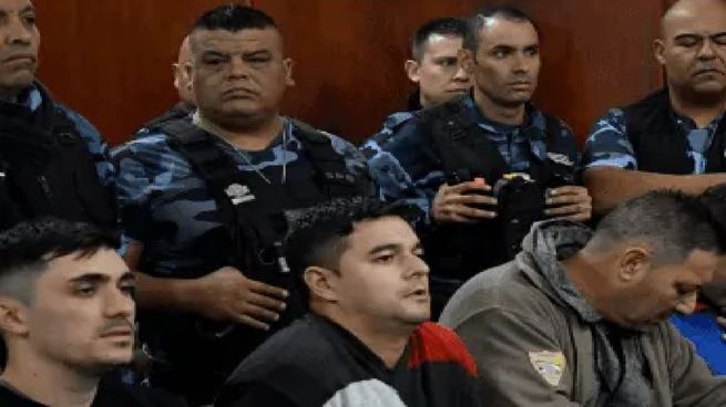  Masacre de Monte: la fiscalía pidió prisión perpetua para dos de los policías acusados
 