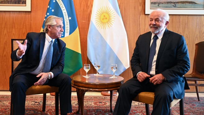  El presidente (y comitiva) a Brasil
 