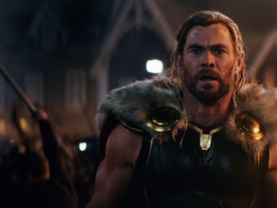  Chris Hemsworth se lamentó por las críticas a Marvel de Scorsese y Tarantino
 