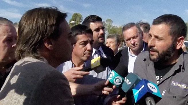  Incómodo momento para Lacalle Pou: trabajadores de Fancap lo tildaron de 