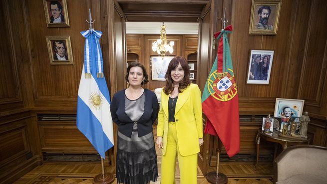  Cristina Kirchner se reunió con la ministra portuguesa Mariana Vieira Da Silva
 