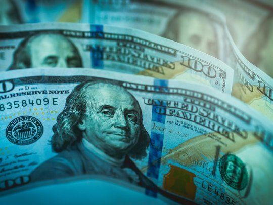  Dólar blue en picada: sufrió su mayor caída semanal en cuatro meses
 