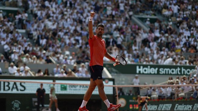  Djokovic le ganó un duelo dramático a Alcaraz para estar en la final de Roland Garros
 