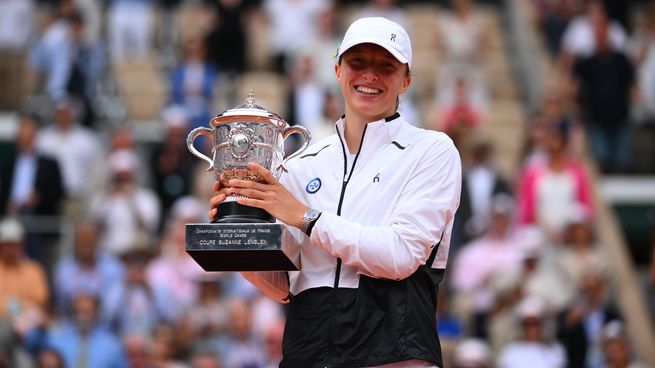  Swiatek puso tenis y corazón para extender su reinado en Roland Garros
 