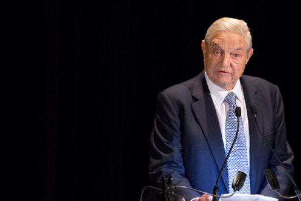 Multimillonario George Soros cede el control de su imperio a su hijo Alexander