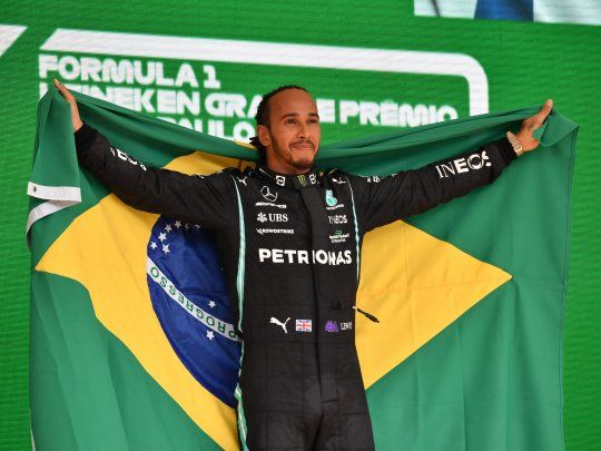  Lewis Hamilton celebró la multa a Nelson Piquet por sus dichos racistas
 