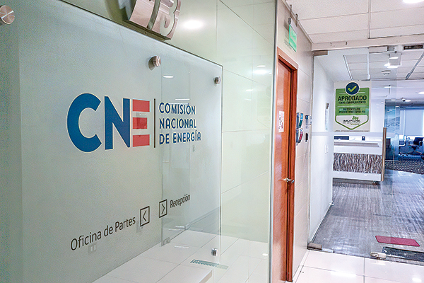 CNE licita estudio para avanzar en perfeccionamiento del mercado eléctrico mayorista