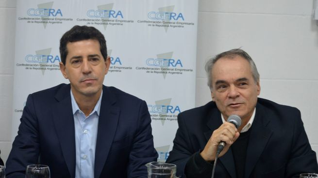  Wado de Pedro presentó su plan de desarrollo federal ante empresarios de CGERA
 