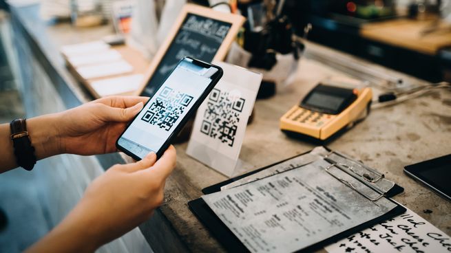  Dólar tarjeta en billeteras virtuales: los brasileños podrán pagar con código QR en Argentina 
 