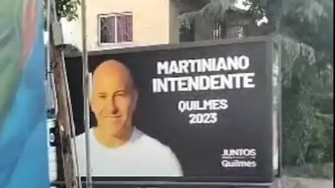  Quilmes: el móvil de campaña de Martiano Molina rompió cables y dejó a un barrio sin luz
 
