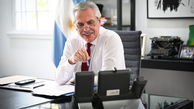  Alberto Fernández: 