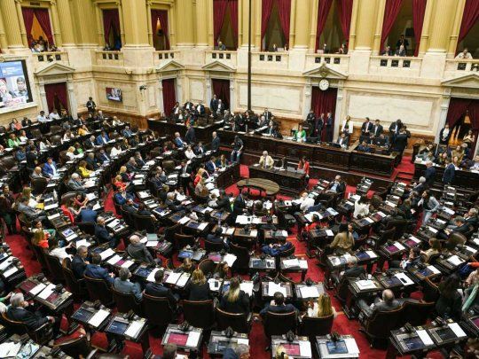  La Educación en el Congreso: un informe revela qué gobiernos priorizaron leyes educativas
 