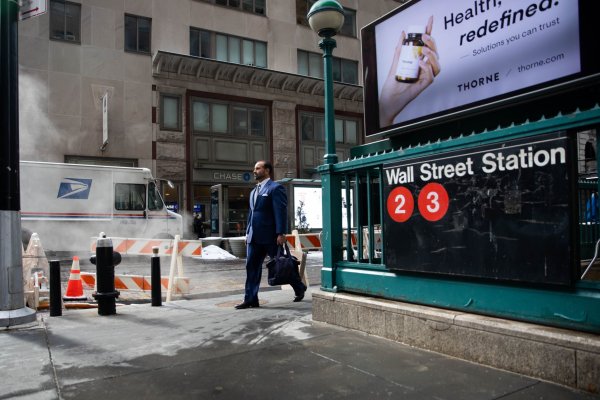 Bolsas globales suben previo al anuncio de tasas de la Fed, que el mercado anticipa podría hacer una pausa