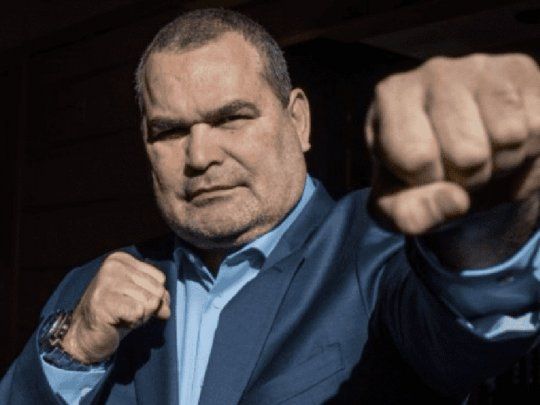  Chilavert anunció que buscará ser presidente de Vélez
 