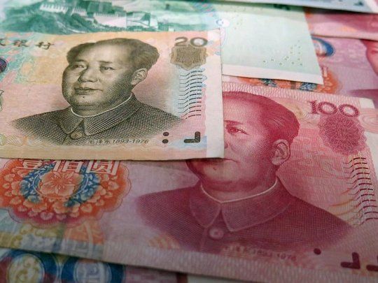  El swap con China habilita al BCRA a intervenir en el dólar financiero
 