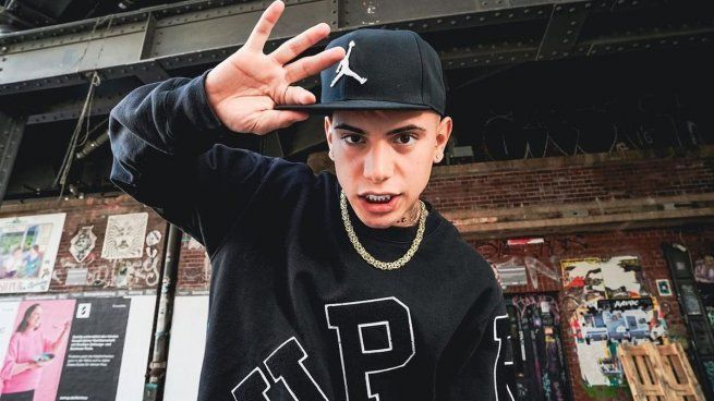  Ecko: 