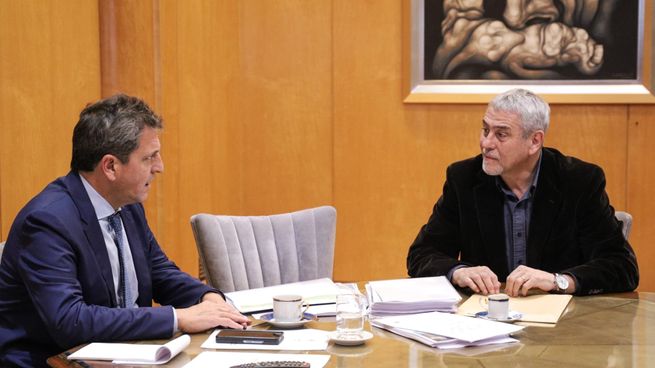  Sergio Massa y Jorge Ferraresi analizaron proyectos ferroviarios en Avellaneda
 