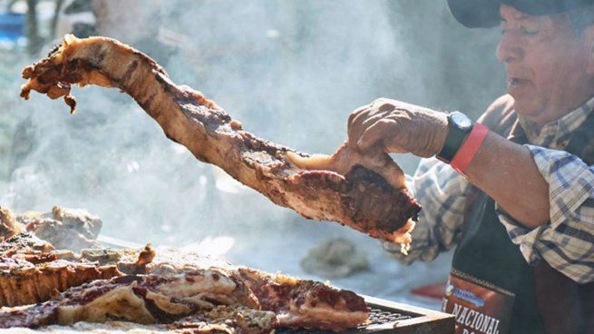  Fin de semana a la parrilla: llega el Campeonato Federal del Asado a CABA para disfrutar en familia
 