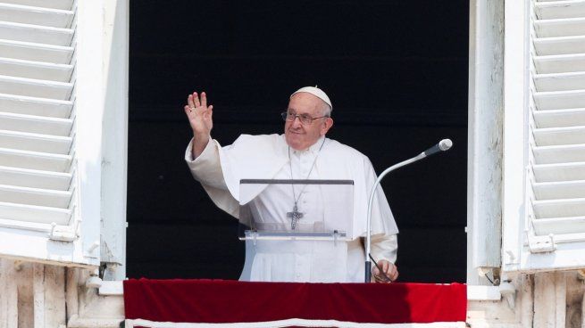  El Papa Francisco reapareció tras su operación: 