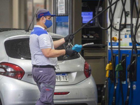  Combustibles: el Gobierno prorrogó nuevamente la suba de impuestos
 