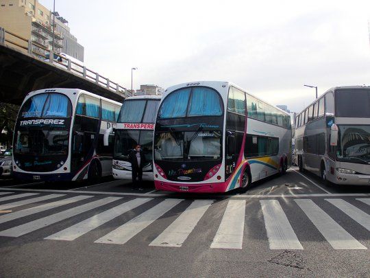  Paro de colectivos de la UTA: a qué líneas afecta
 