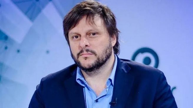  Leandro Santoro será precandidato a jefe de Gobierno en las PASO de Unión por la Ciudad
 