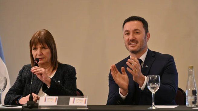  Patricia Bullrich presentó a sus principales candidatos a diputados y senadores
 