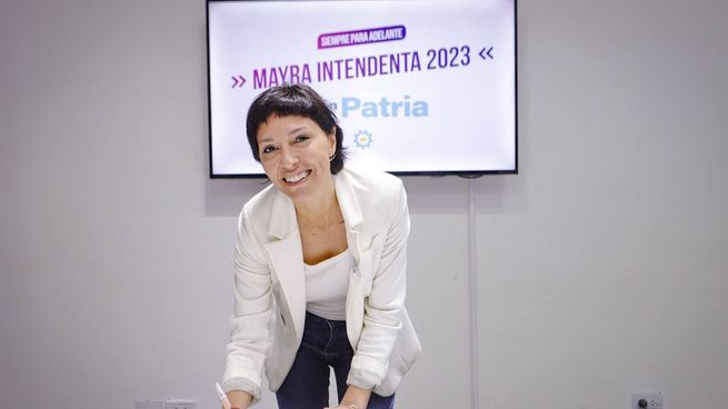  La intendenta de Quilmes Mayra Mendoza firmó su precandidatura e irá por la reelección
 