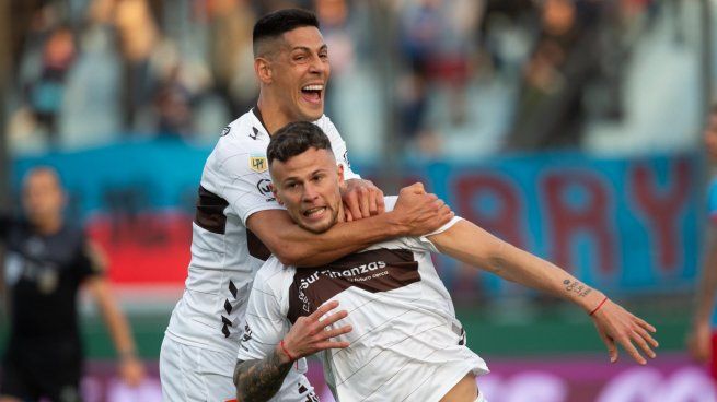  Platense ganó y toma aire en los promedios 
 