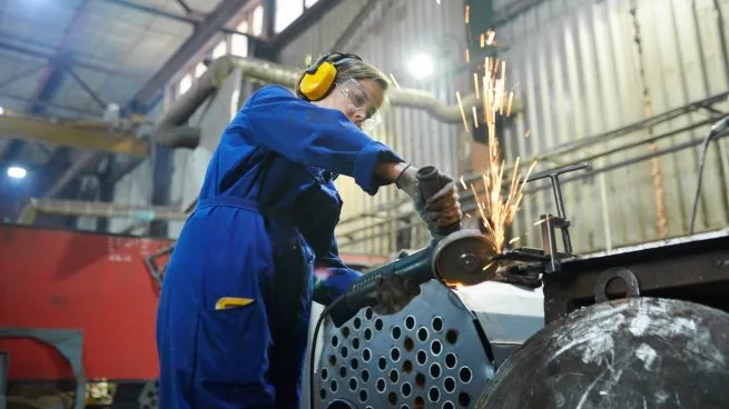  Actividad: advierten por la aparición de señales de enfriamiento en la economía
 