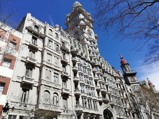  El Palacio Barolo cumple 100 años: la histórica de un ícono de Buenos Aires
 