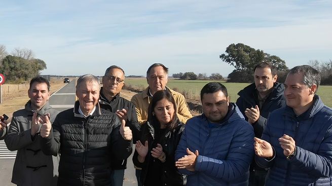  Schiaretti, junto a miembros de la Mesa de Enlace: 