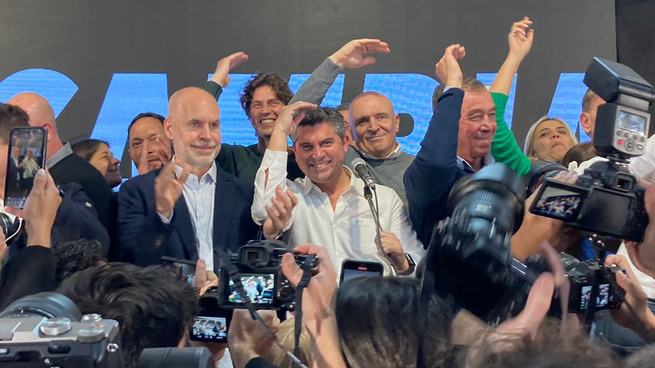  Horacio Rodríguez Larreta viajó a San Juan y felicitó a Marcelo Orrego por la victoria: 