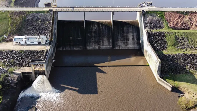  Montevideo, a 1,2 millones de metros cúbicos de quedarse sin agua
 