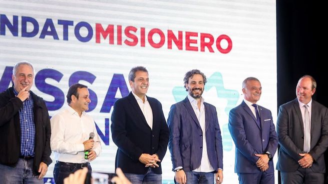  El oficialismo de Misiones formalizó su apoyo a la candidatura de Sergio Massa
 