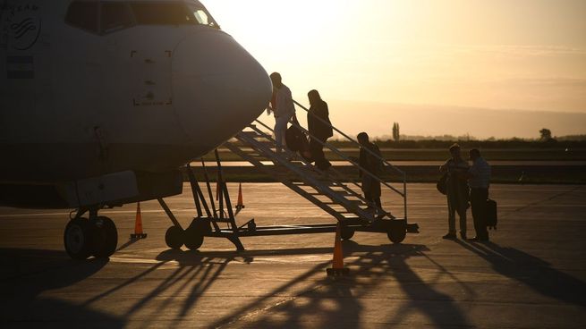  Aerolíneas Argentinas suma un nuevo vuelo federal: cuándo y qué destinos conectará
 