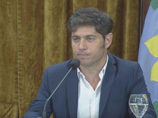  Cumbre bonaerense: Axel Kicillof reunió intendentes y ministros en La Plata 
 