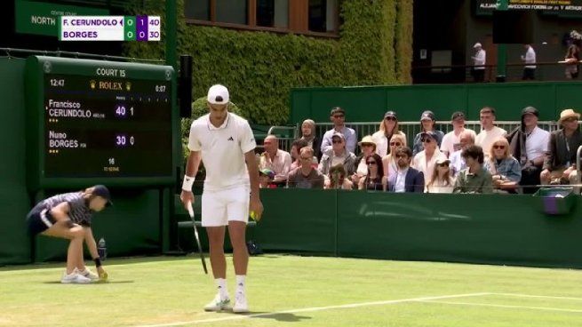  Francisco Cerúndolo debuta en Wimbledon: el partido se demoró por lluvia
 