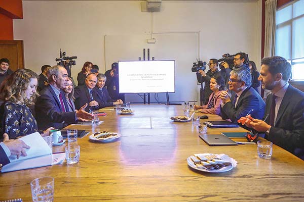 Pacto fiscal: Hacienda propone 36 medidas pro crecimiento e inversión que incluyen rebajas de impuestos