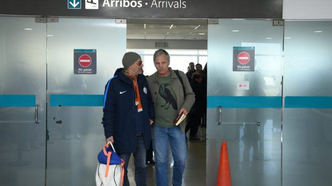  Viggo Mortensen llegó a Bahía Blanca para presentar su libro de poemas y relatos
 