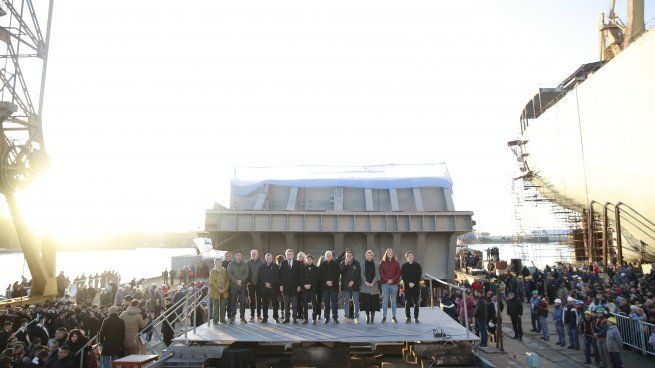  Homenaje de Agustín Rossi y Axel Kicillof a Perón en el Astillero Río Santiago
 