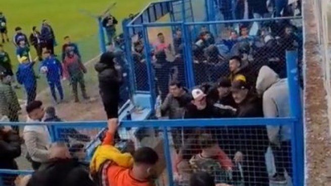  Repudiable: la Policía atacó a los jugadores de CADU con gas pimienta
 