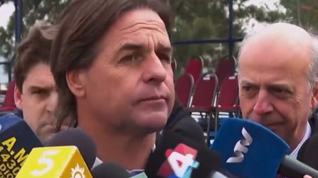  Lacalle Pou cree que los dichos de Alberto Fernández sobre el agua parten 