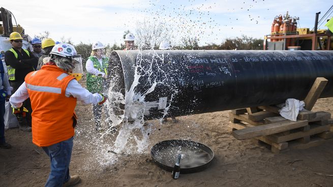  ¿El gasoducto limó diferencias?
 